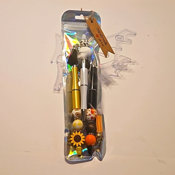 Hand Crafted beaded pens Set of 3 holiday motif handmade halloween fall floral - Picture 4 of 17